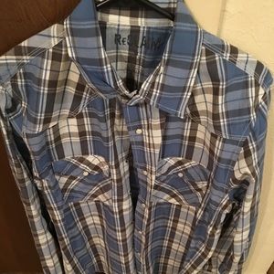 Closet Purge‼️ Bundle of shirts